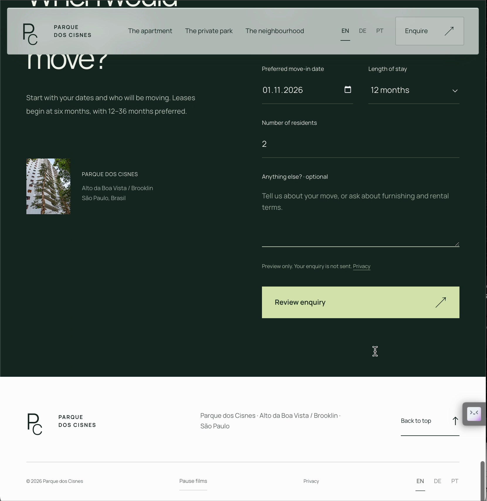 Anfrageformular im Website-Prototyp mit Einzug, Mietdauer und Personenzahl.